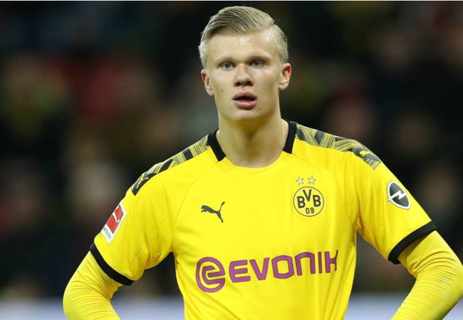 弗罗因德：对诺伊尔的未来我们并不着急；拜仁确实联系过安东尼（弗罗因德：不急于敲定诺伊尔未来；拜仁确与安东尼有过接触）