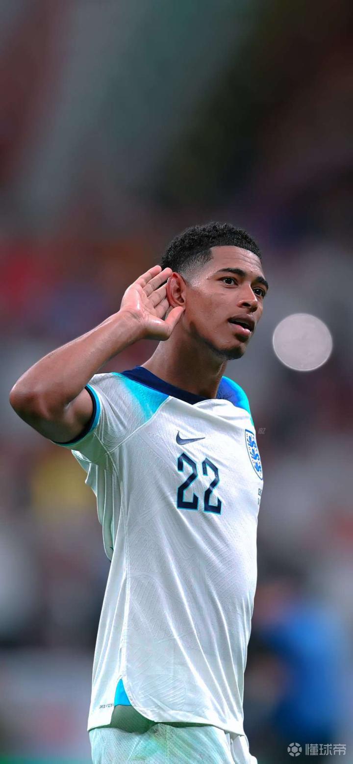 利物浦萨拉赫末节进球锁定胜利（萨拉赫终场前破门助利物浦锁定胜局）