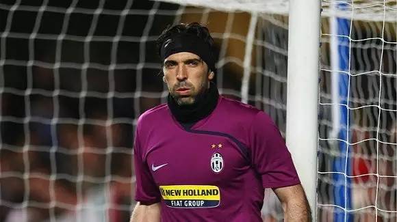 不一样的烟火！穆帅的本菲卡俱乐部被禁止出售欧冠门票（禁令来袭：穆帅本菲卡被禁止销售欧冠门票）