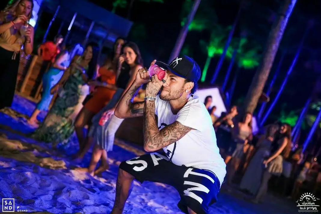 大满贯续约！iG官方：辅助选手Meiko完成续约（iG官宣：大满贯辅助Meiko成功续约）