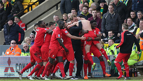 本泽马评选历史最佳阵容：（本泽马心目中的历史最佳阵容：）